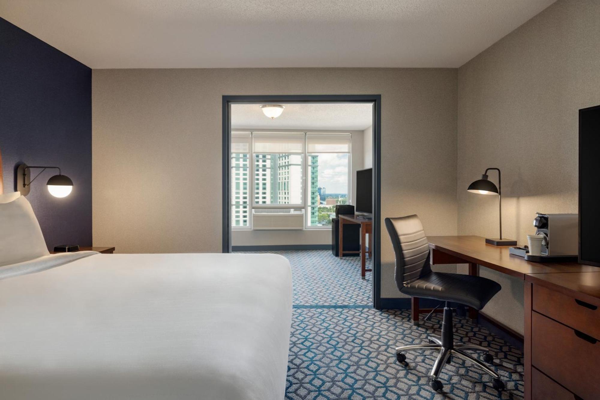 Wyndham Grand Fallsview Hotel Ниагара-Фолс Экстерьер фото