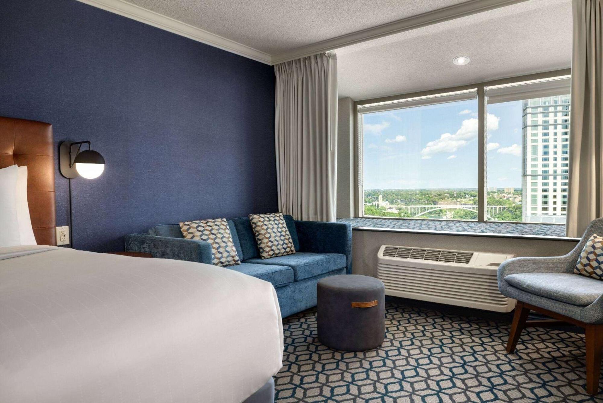 Wyndham Grand Fallsview Hotel Ниагара-Фолс Экстерьер фото