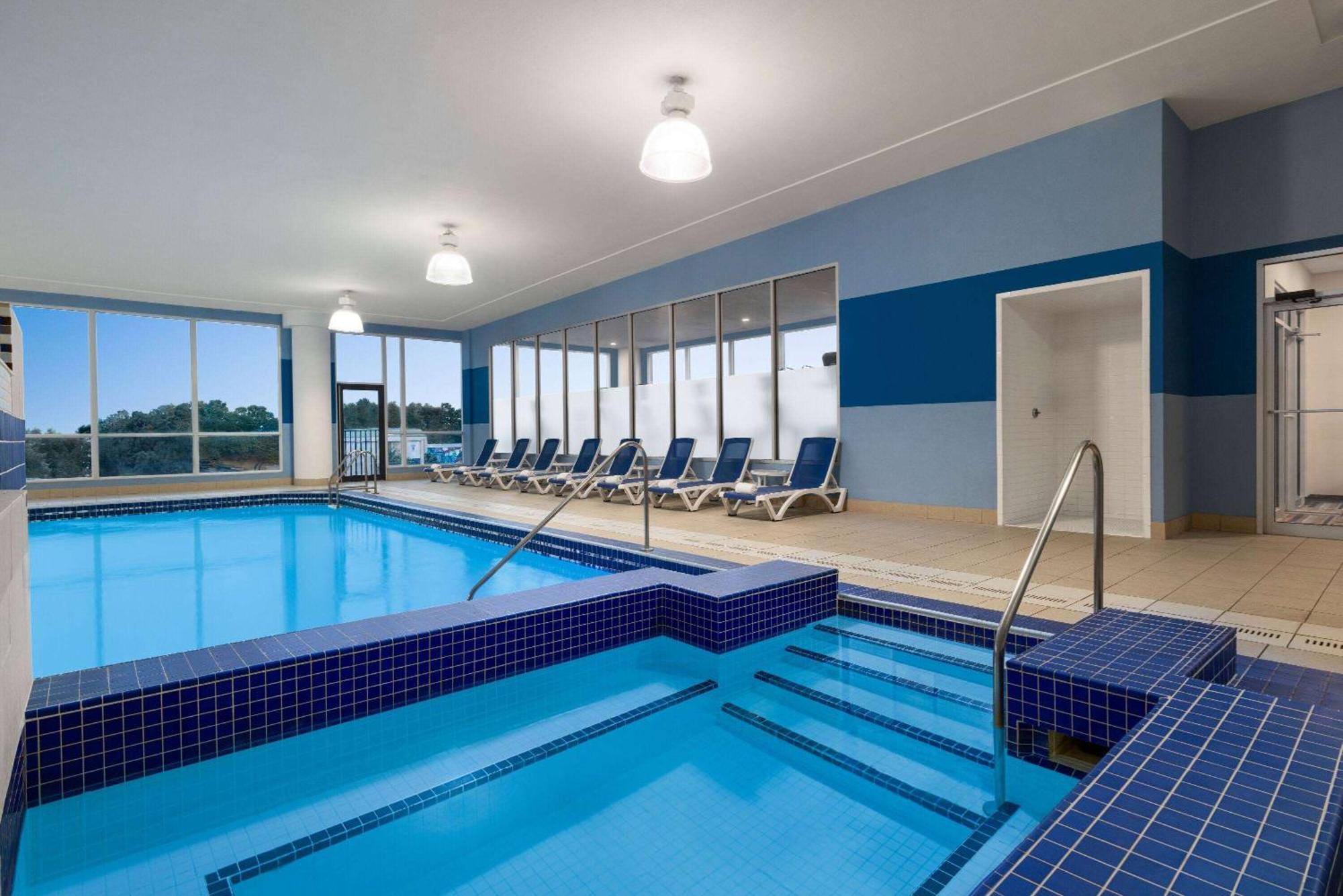 Wyndham Grand Fallsview Hotel Ниагара-Фолс Экстерьер фото